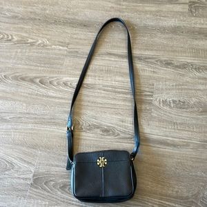 Tory burch black crossbody bag. Comparison with iPhone 7. Rarely used.